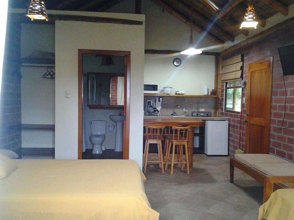 Las Cabanas Olón